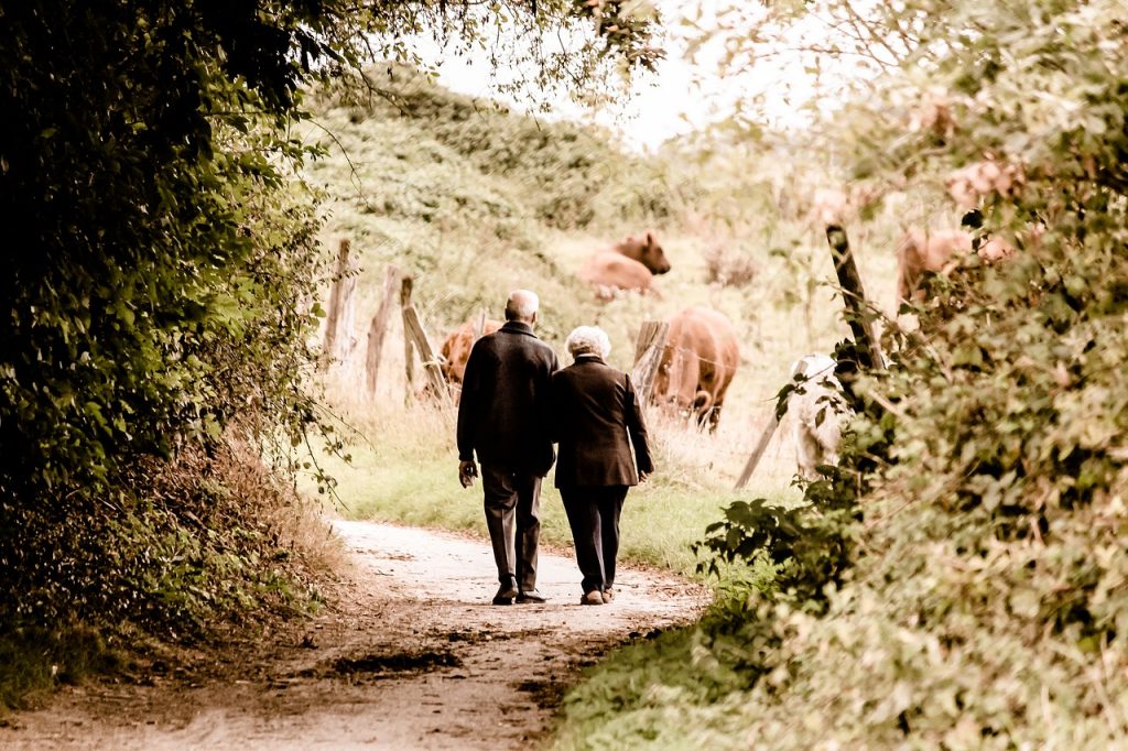 How Seniors Can Avoid Isolation and Loneliness